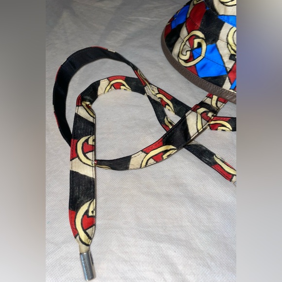 GUCCI x THE NORTH FACE SELF TIE NYLON BUCKET REVERSIBLE HAT - Picture 6 of 8